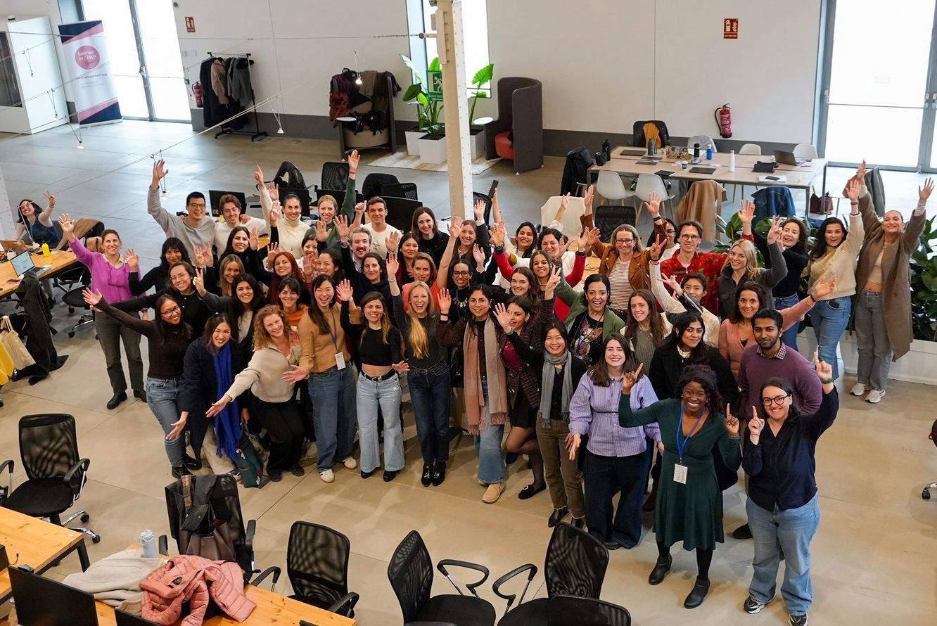 Hackathon Día Internacional de la Mujer · She Builds with Lovable - foto 4