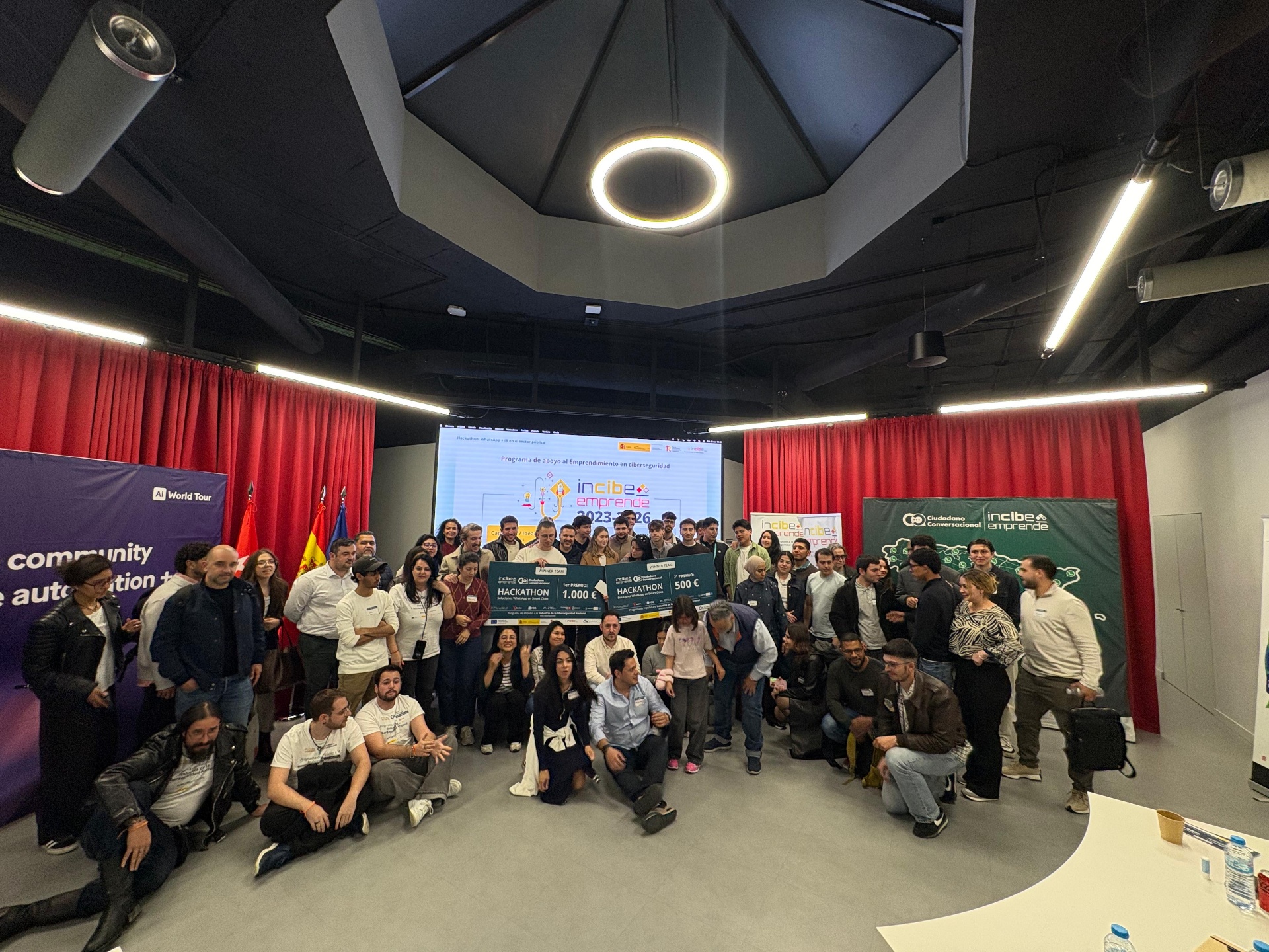 Hackathon WhatsApp + IA para Administraciones Públicas: La Revancha — Investor Edition - foto 4